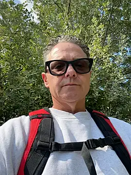 Snapshot of mrlovinhusband chatting on 18, 7, 2026 mrlovinhusband online show from 18, 7, 2026