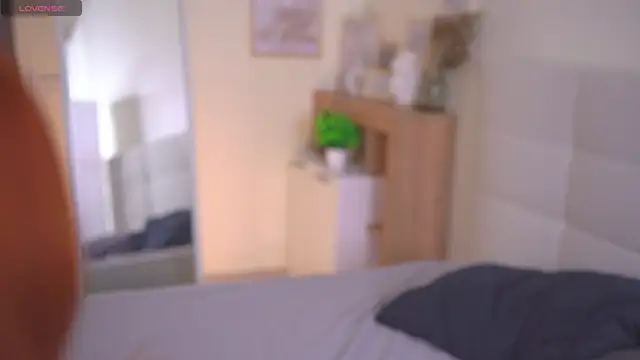 Venelopa online show from 9, 10, 2025