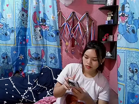 nanagrl online show from 18, 4, 2026