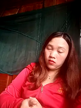 miumiu 00 online show from 5, 12, 2025