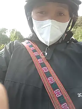 miumiu 00 online show from 24, 9, 2025