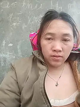 miumiu 00 online show from 18, 2, 2026