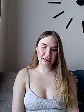 Snapshot of KisaVixen chatting on 28, 2, 2026 KisaVixen online show from 28, 2, 2026