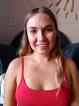 KisaVixen online show from 19, 9, 2025