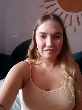 KisaVixen online show from 1, 10, 2025