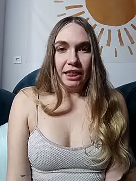 Snapshot of KisaVixen chatting on 18, 1, 2026 KisaVixen online show from 18, 1, 2026