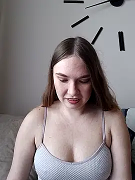 Snapshot of KisaVixen chatting on 3, 3, 2026 KisaVixen online show from 3, 3, 2026