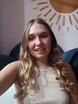 KisaVixen online show from 10, 9, 2025