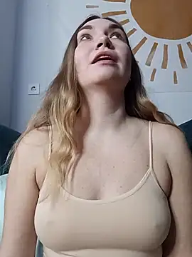 KisaVixen online show from 18, 12, 2025