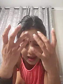 Indian GlowingMiax online show from 14, 11, 2025