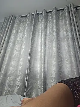 Indian GlowingMiax online show from 4, 11, 2025