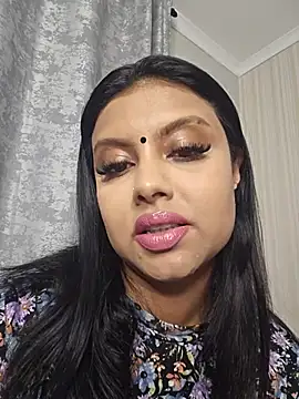 Indian GlowingMiax online show from 18, 11, 2025