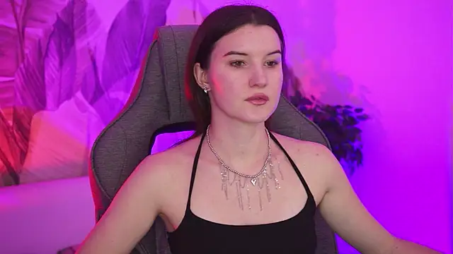 AgataWillis online show from 12, 11, 2025