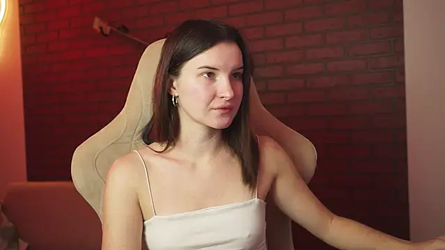 AgataWillis online show from 1, 10, 2025