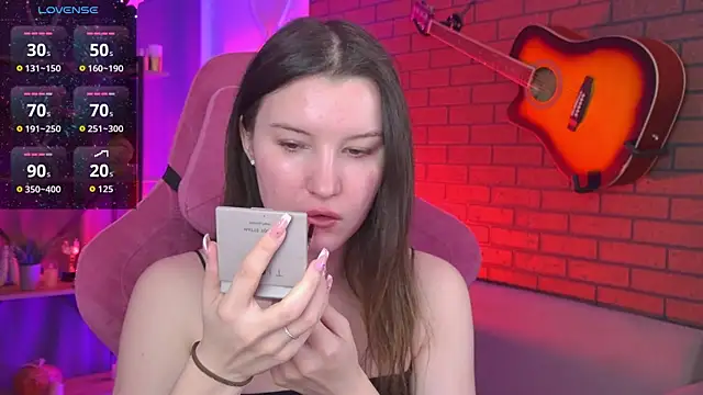 AgataWillis online show from 18, 4, 2026