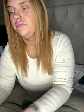 MysteriousMylaX online show from 23, 11, 2025