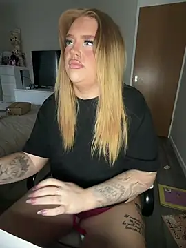 MysteriousMylaX online show from 9, 4, 2026