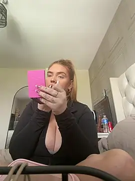 MysteriousMylaX online show from 8, 4, 2026