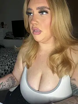 MysteriousMylaX online show from 28, 10, 2025