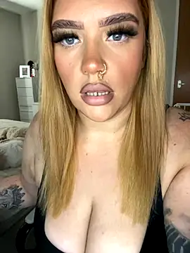 MysteriousMylaX online show from 2, 11, 2025