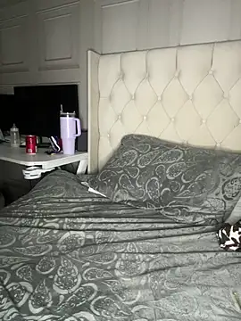 MysteriousMylaX online show from 16, 12, 2025