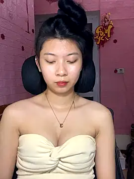 Snapshot of Phthao chatting on 8, 11, 2025 Phthao online show from 8, 11, 2025