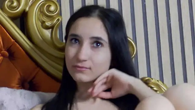 CarolinaBlair online show from 14, 4, 2026