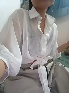 linda bae00 online show from 13, 4, 2026