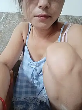 Snapshot of linda_bae00 chatting on 15, 7, 2026 linda bae00 online show from 15, 7, 2026
