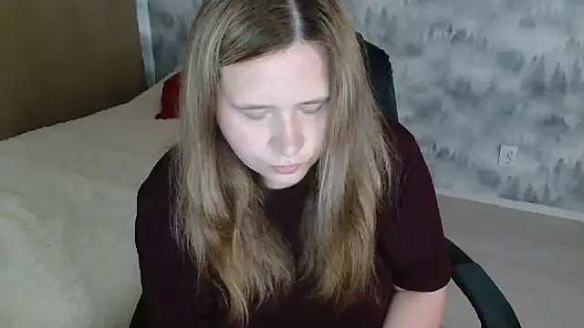 Snapshot of AdelinaLawson chatting on 7, 7, 2026 AdelinaLawson online show from 7, 7, 2026