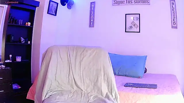   abrill   online show from 11, 9, 2025