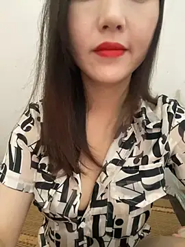 Snapshot of Dieknr chatting on 28, 9, 2025 Dieknr online show from 28, 9, 2025