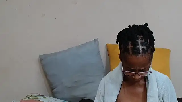 SugarPoppy24xxx online show from 11, 10, 2025