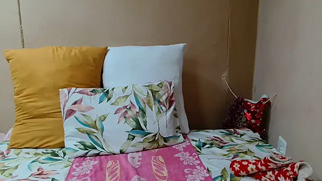 Snapshot of SugarPoppy24xxx chatting on 17, 12, 2025 SugarPoppy24xxx online show from 17, 12, 2025