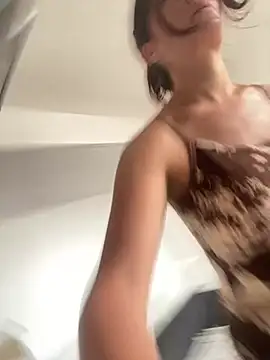 Danielaeliana online show from 9, 1, 2026