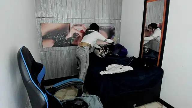 Snapshot of alison_moon7 chatting on 2, 10, 2025 alison moon7 online show from 2, 10, 2025