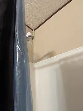 lillylooney online show from 16, 10, 2025