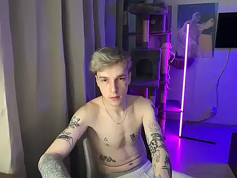 Snapshot of davesinner chatting on 27, 2, 2026 davesinner online show from 27, 2, 2026