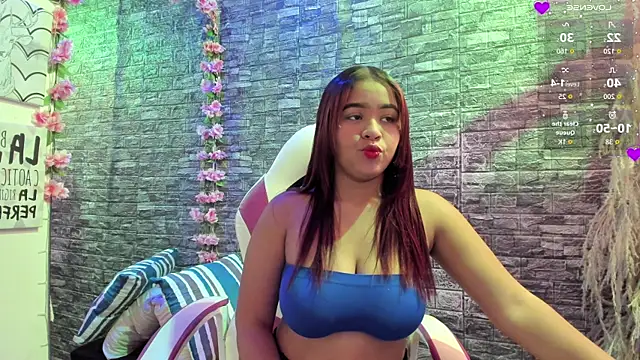 Snapshot of karoll__sex chatting on 2, 10, 2025 karoll sex online show from 2, 10, 2025