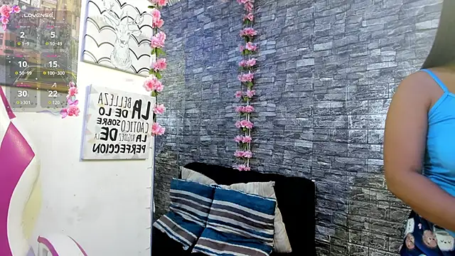 karoll  sex online show from 18, 12, 2025