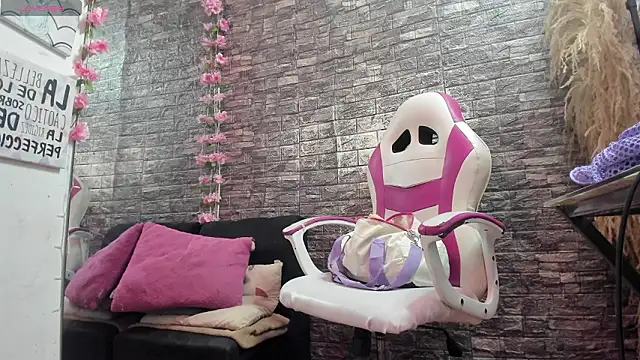 karoll  sex online show from 6, 3, 2026