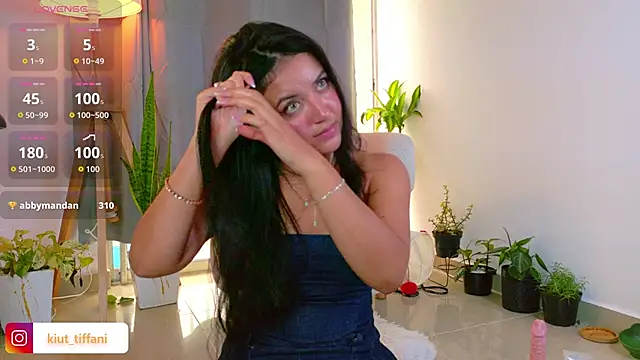 Snapshot of Kiut_tiffanii chatting on 18, 9, 2025 Kiut tiffanii online show from 18, 9, 2025