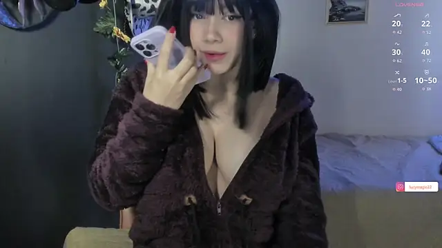 lucymagical1 online show from 4, 6, 2026