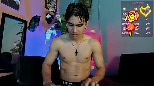 Daiisy kiss online show from 7, 3, 2026