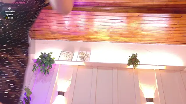 Daiisy kiss online show from 18, 12, 2025