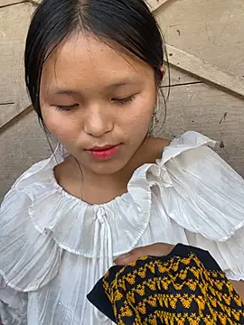 milo bae online show from 2, 3, 2026