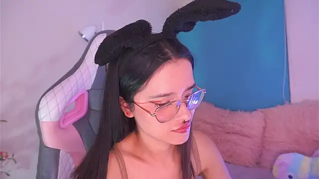 Lana Dreams  online show from 11, 4, 2026