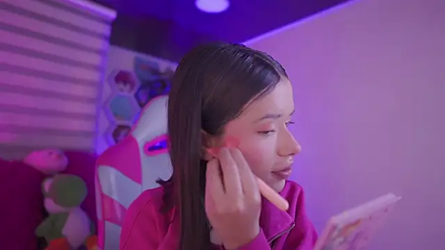 Lana Dreams  online show from 3, 12, 2025