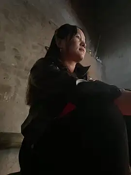 phungtiti online show from 21, 12, 2025