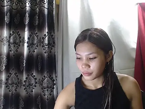 Joys Wet Pussy online show from 26, 5, 2026